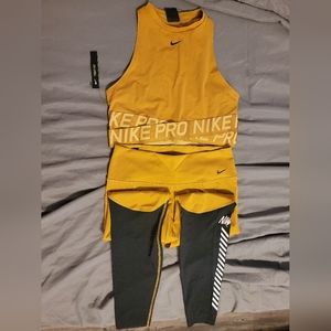 Nike Pro Set